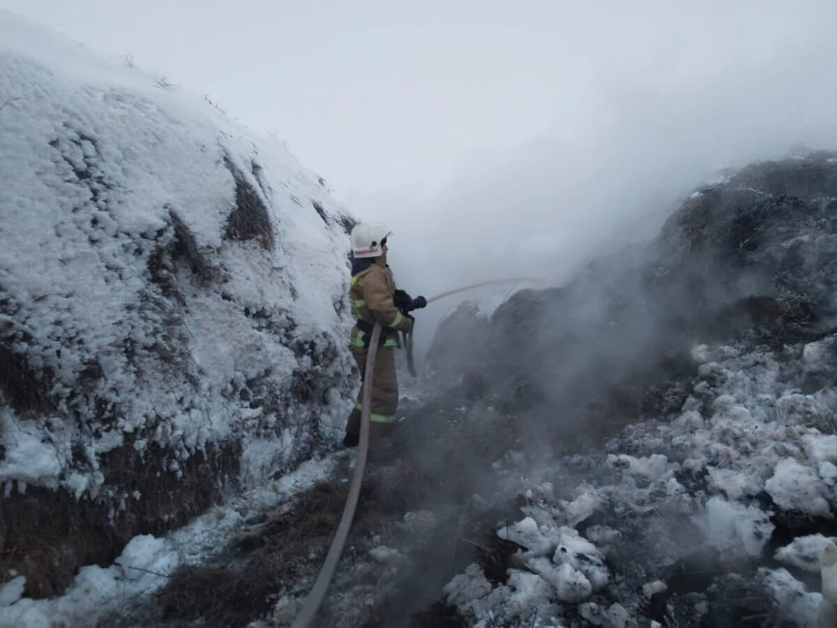 16 тонн сена горело в Акмолинской области