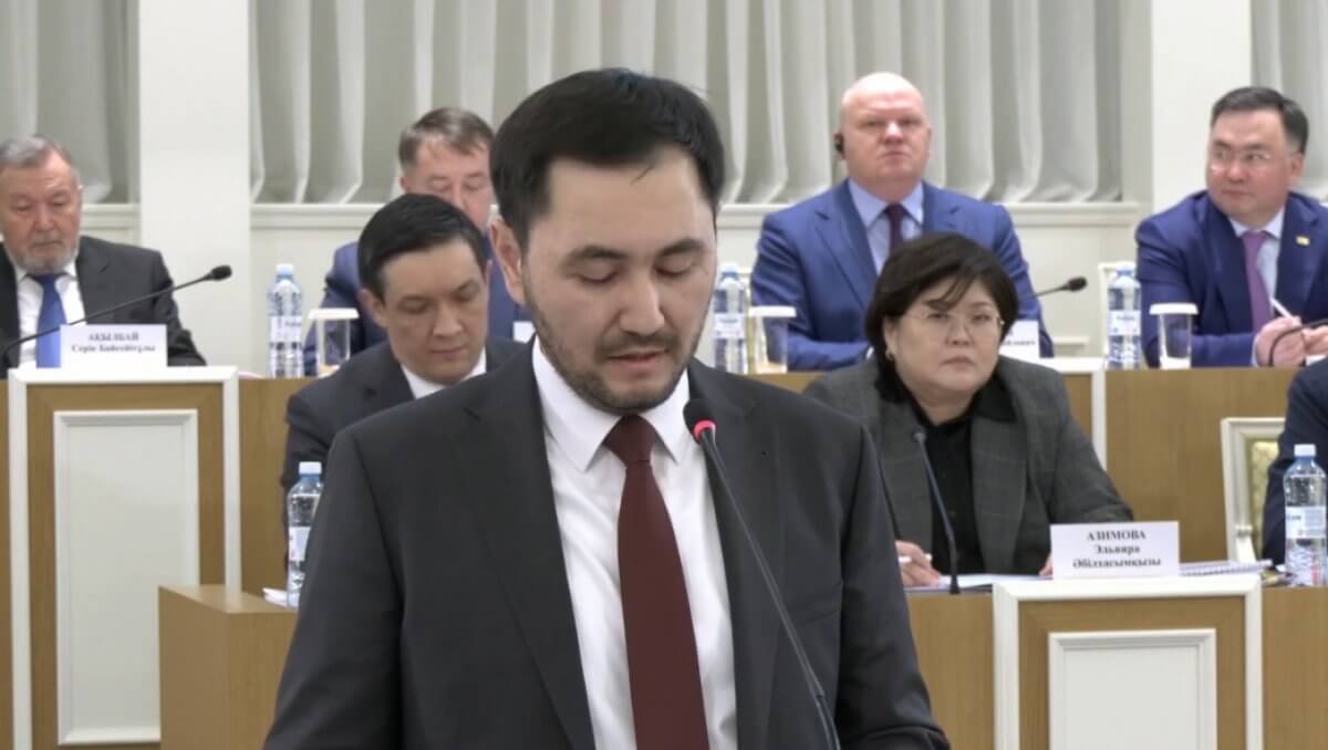 Более 4 тысяч предложений поступило от казахстанцев по проекту новой Конституции