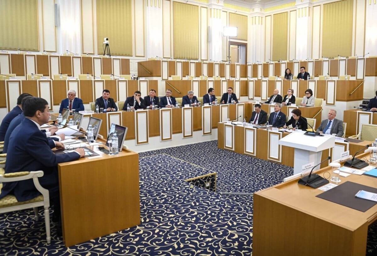 В Генпрокуратуре призвали пересмотреть формулировку статьи 18 Конституции