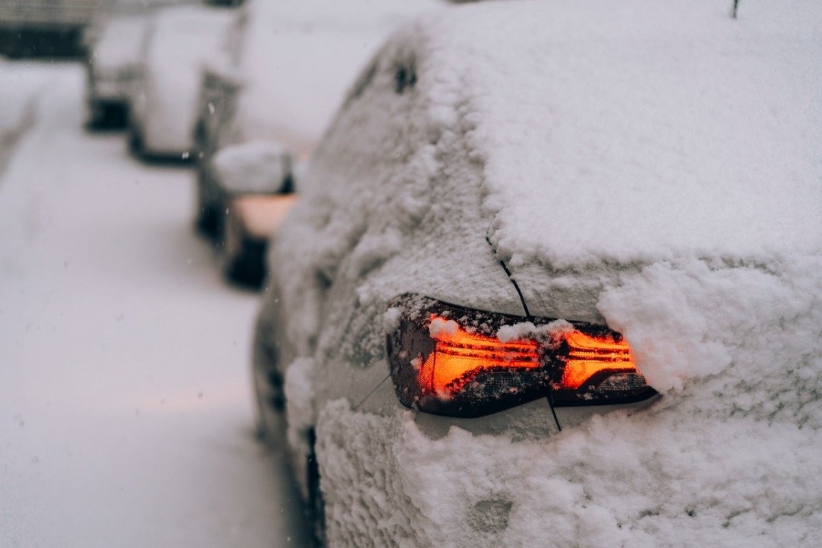 Метель, туман и гололед прогнозируют синоптики в Казахстане 7 февраля