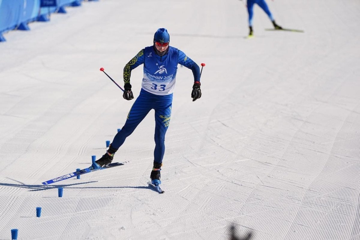 Олимпиада-2026: на каких местах казахстанские лыжники в скиатлоне