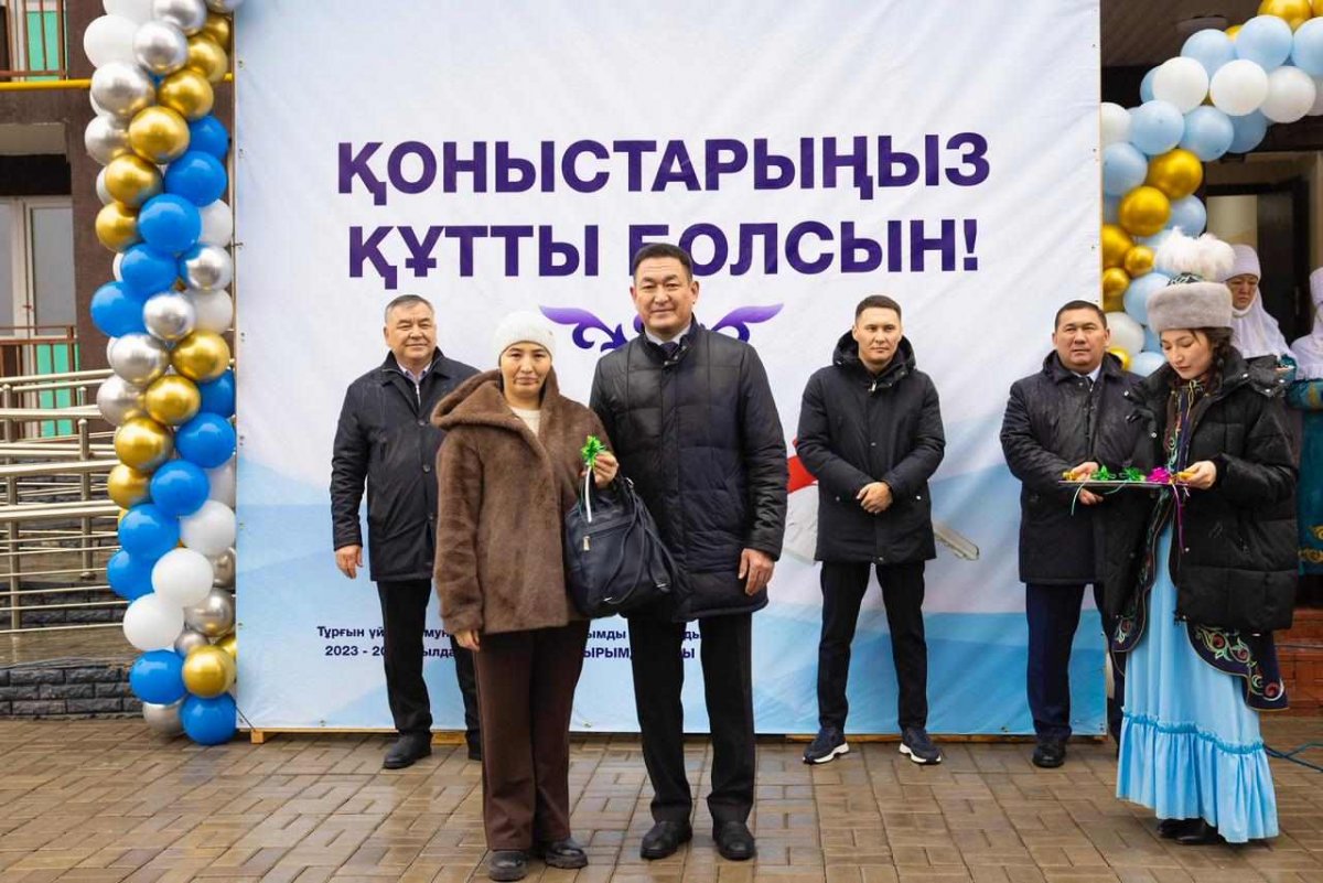 Предвыборная программа партии AMANAT: в Илийском районе 60 семей получили жилье