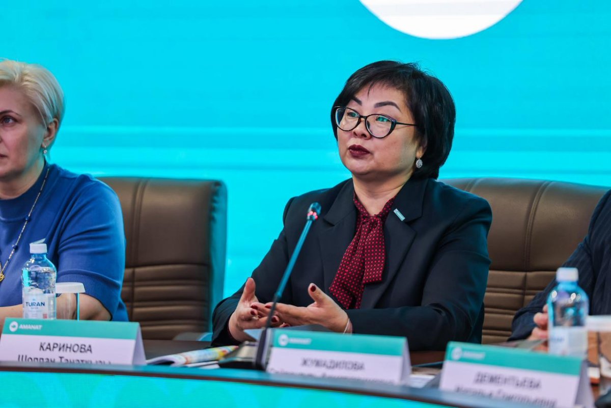 Партия AMANAT: активные женщины Акмолинской области обсудили инициативы по дальнейшему развитию страны