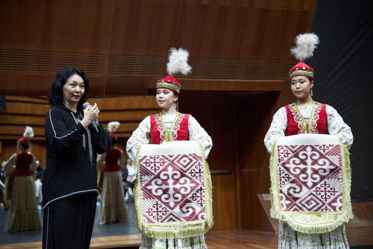 Танцуй, как “Gulder”