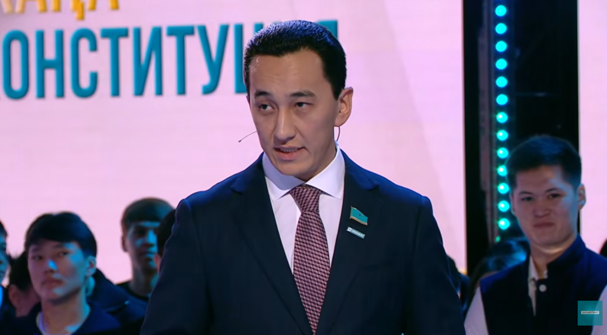 Норму о защите граждан от религиозного принуждения внесут в проект новой Конституции РК