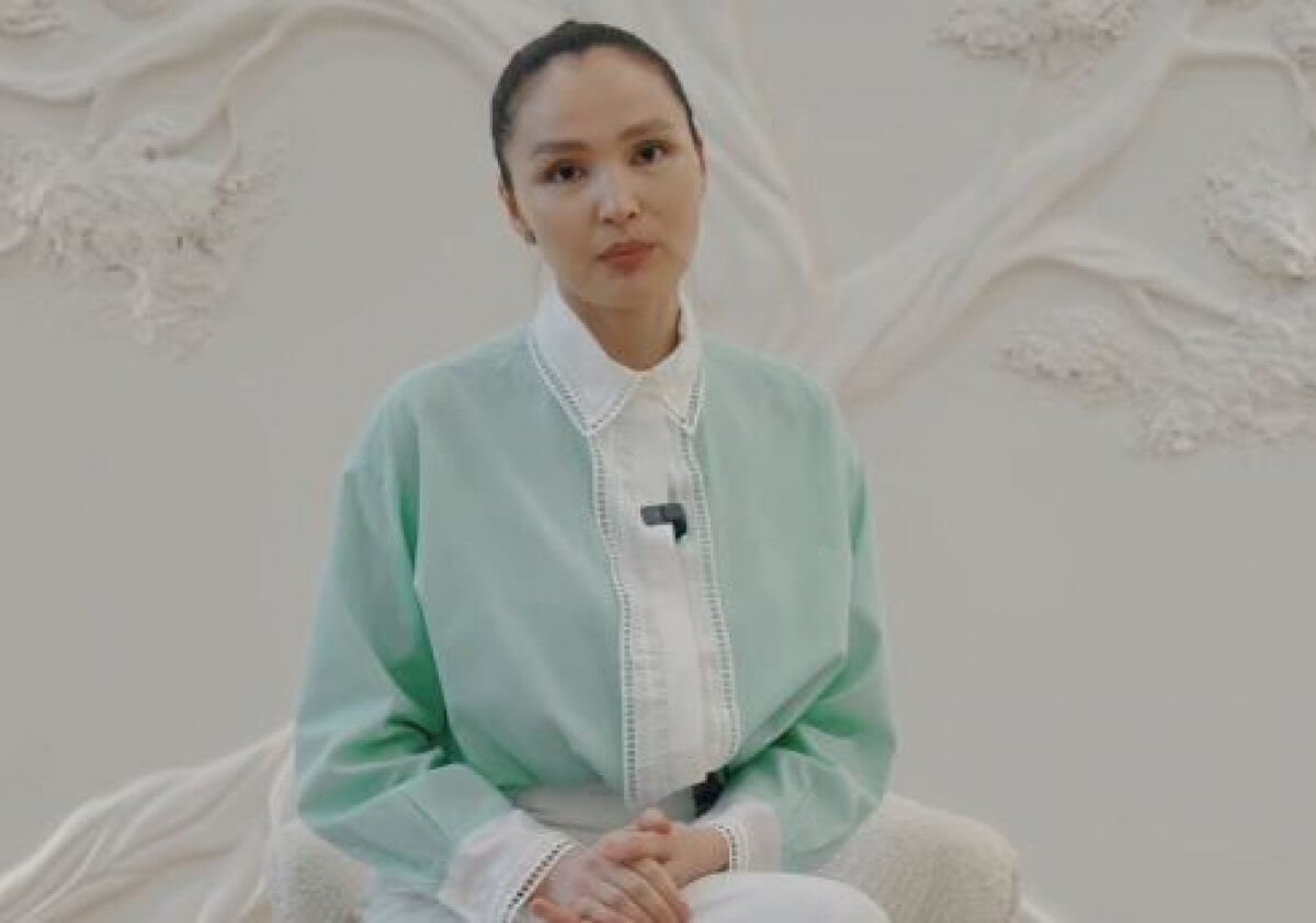 Мать Кайрата Нуртаса пришла на новоселье к невестке Жулдыз (ВИДЕО)