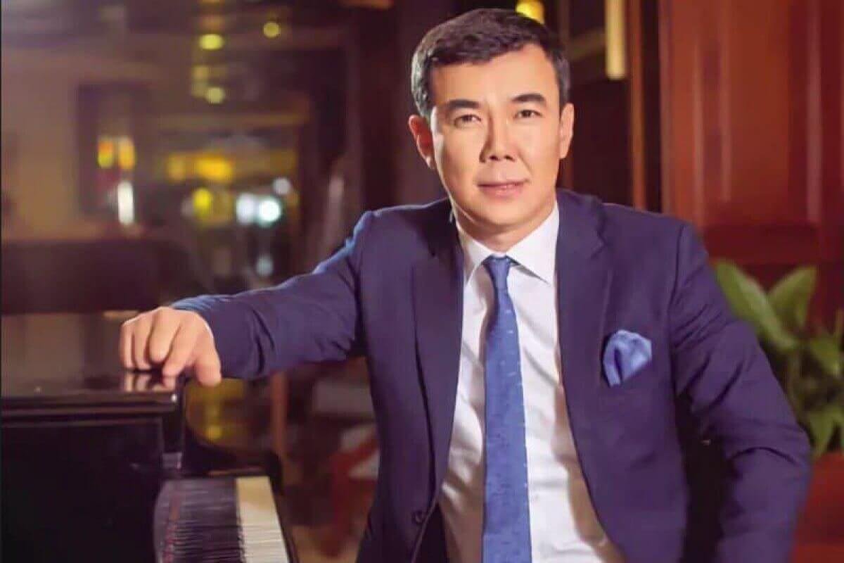 Нурлан Коянбаев с больничной койки рассказал о самом дорогом подарке