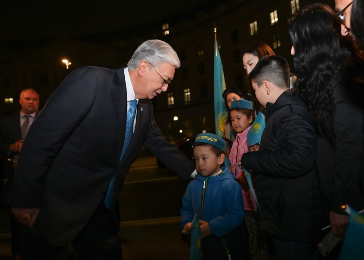 Глава государства встретился в Вашингтоне с соотечественниками