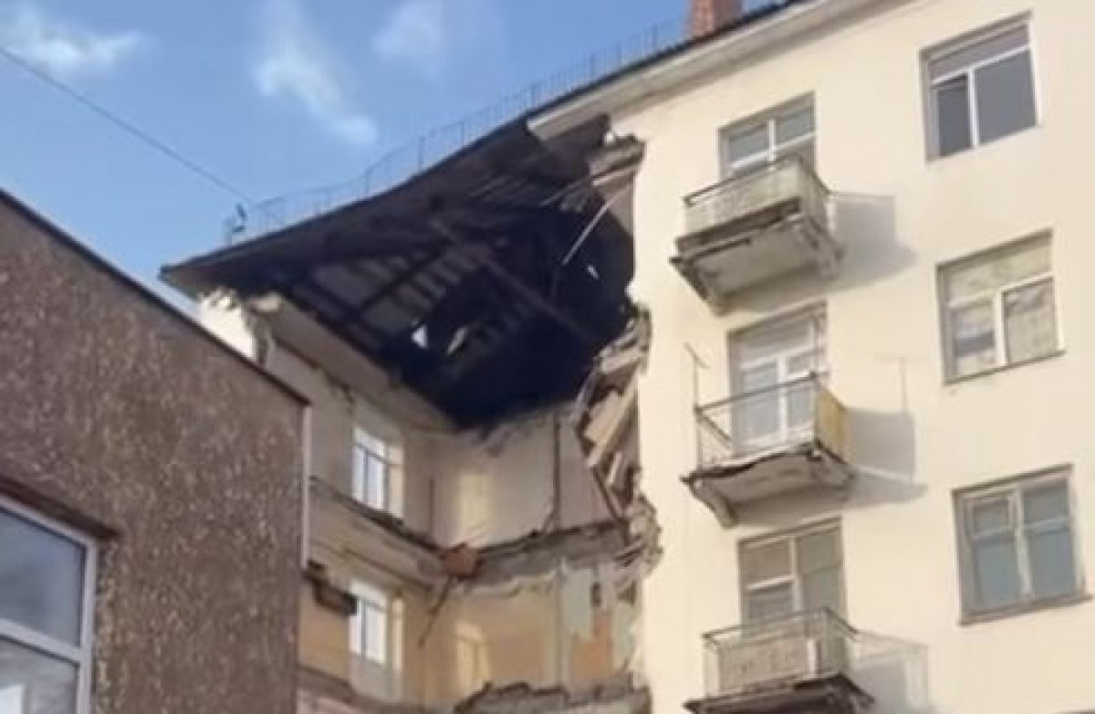 Подъезд рухнул в жилом доме Балхаша (ВИДЕО)