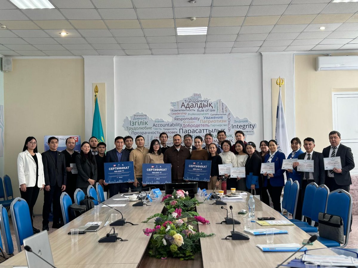 Преподавателей колледжей бесплатно обучили применению ИИ в Астане