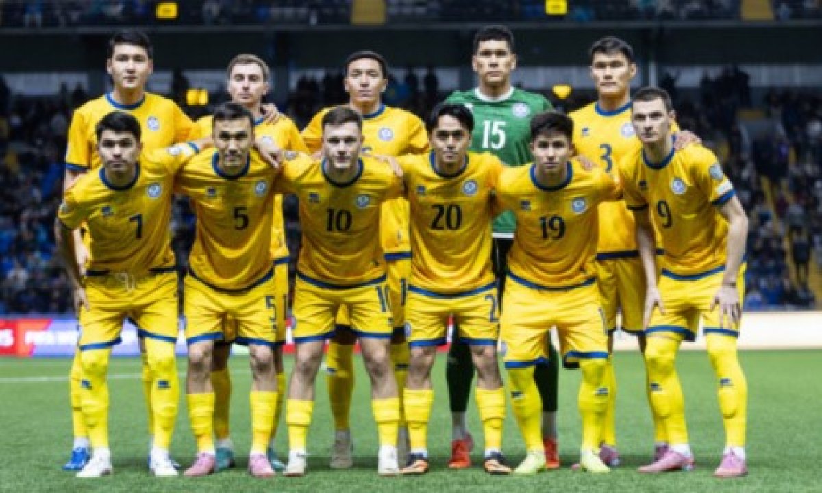 Представлен новый тренерский штаб сборной Казахстана по футболу