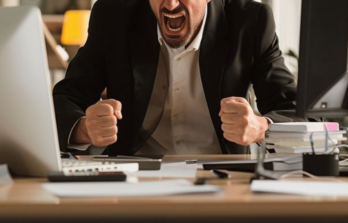 Мужчину обязали посещать психолога после скандала в Таразе