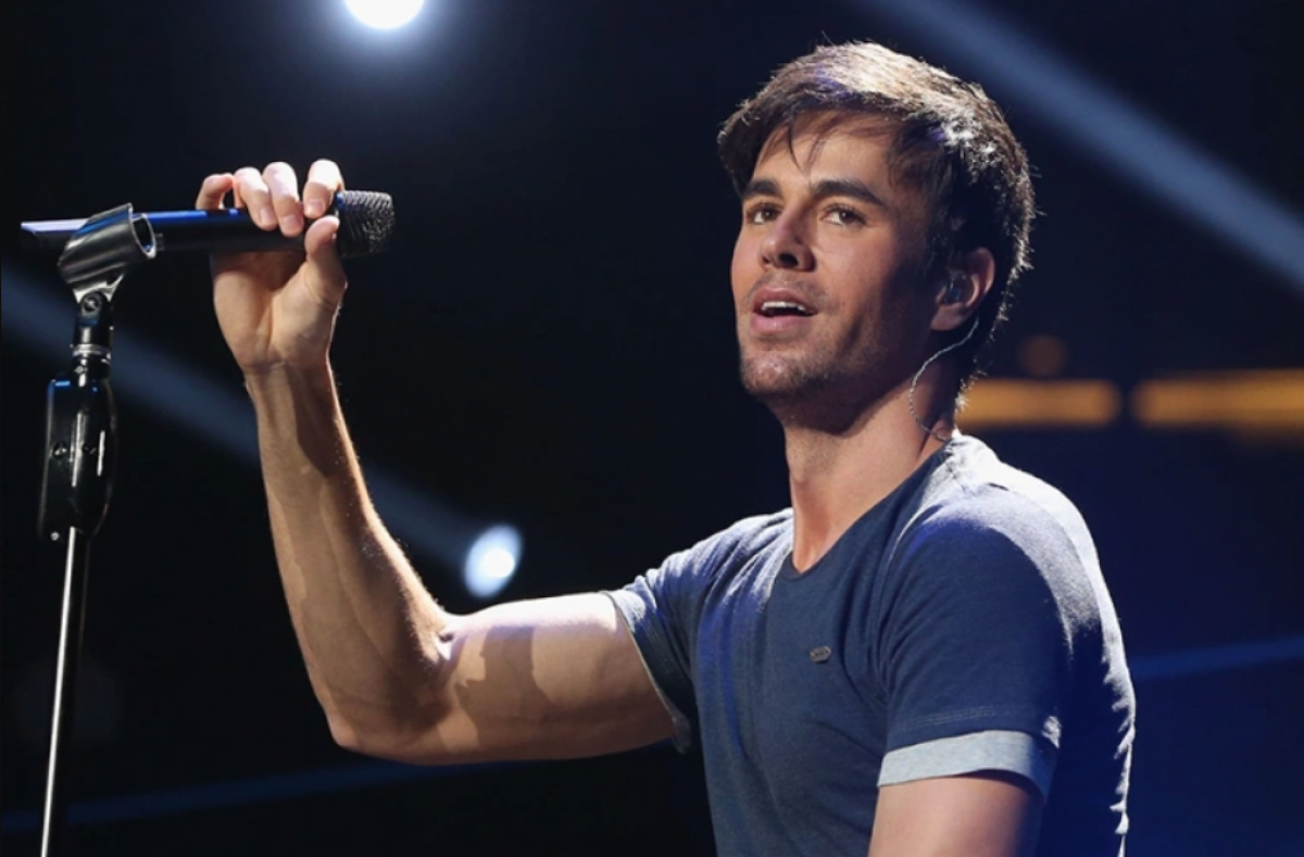 Энрике Иглесиас планирует концерт для казахстанских фанатов (ВИДЕО)