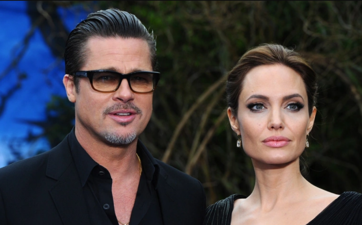 Сын Анджелины Джоли и Брэда Питта отказался от фамилии отца