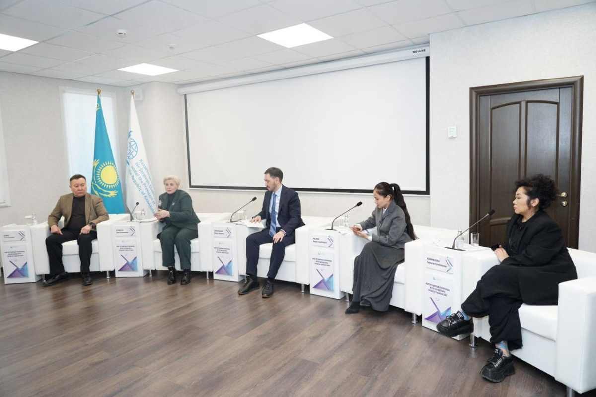 В КИСИ молодые эксперты обсудили с членами Конституционной комиссии ключевые новеллы проекта новой Конституции