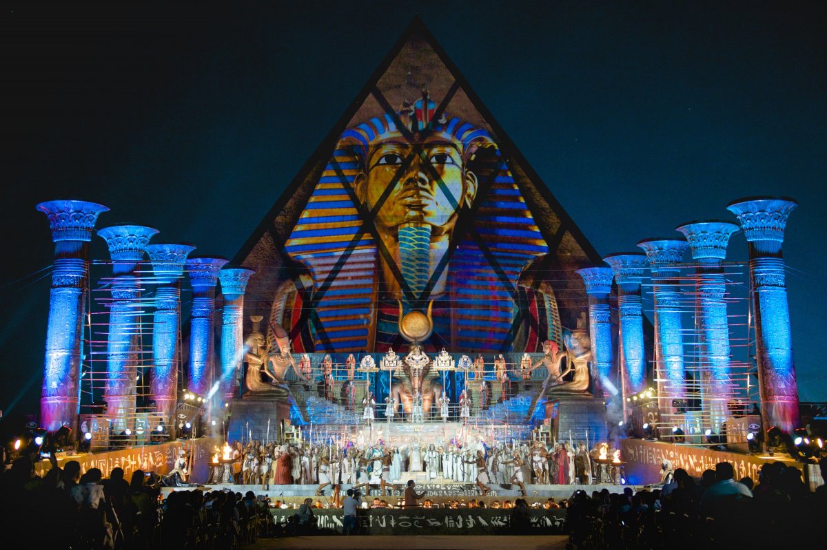 "Астана Опера" расширяет границы