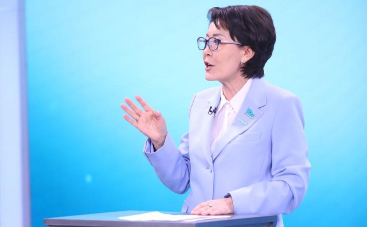 Унзила Шапак: Обновление Конституции - закономерный этап правового развития Казахстана