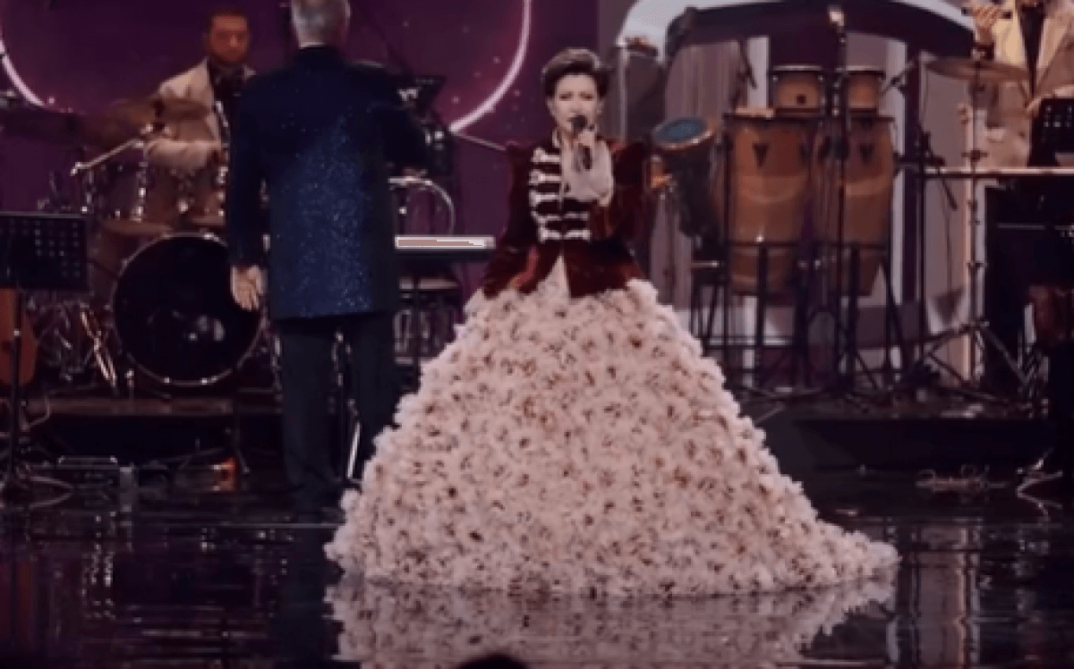 Наряды Розы Рымбаевой получат второе рождение (ВИДЕО)