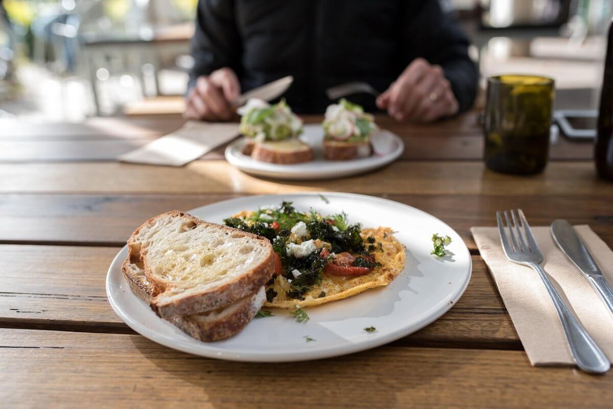 Можно ли отказаться от блюда в кафе: разъяснение для посетителей