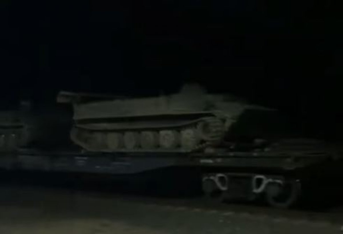 Военную технику заметили в Мангистау (ВИДЕО)