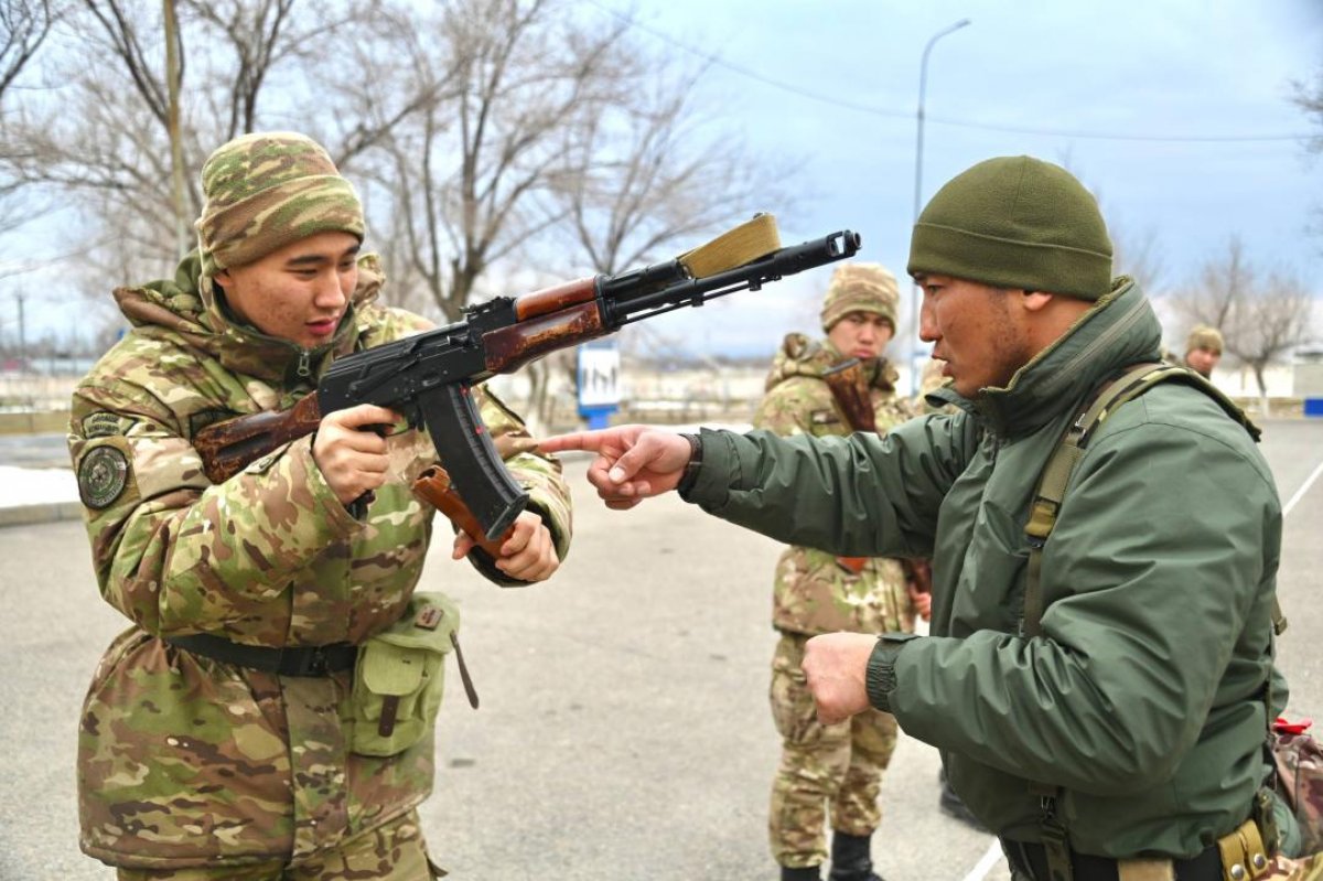 В армии Казахстана внедряют новую систему боевой подготовки