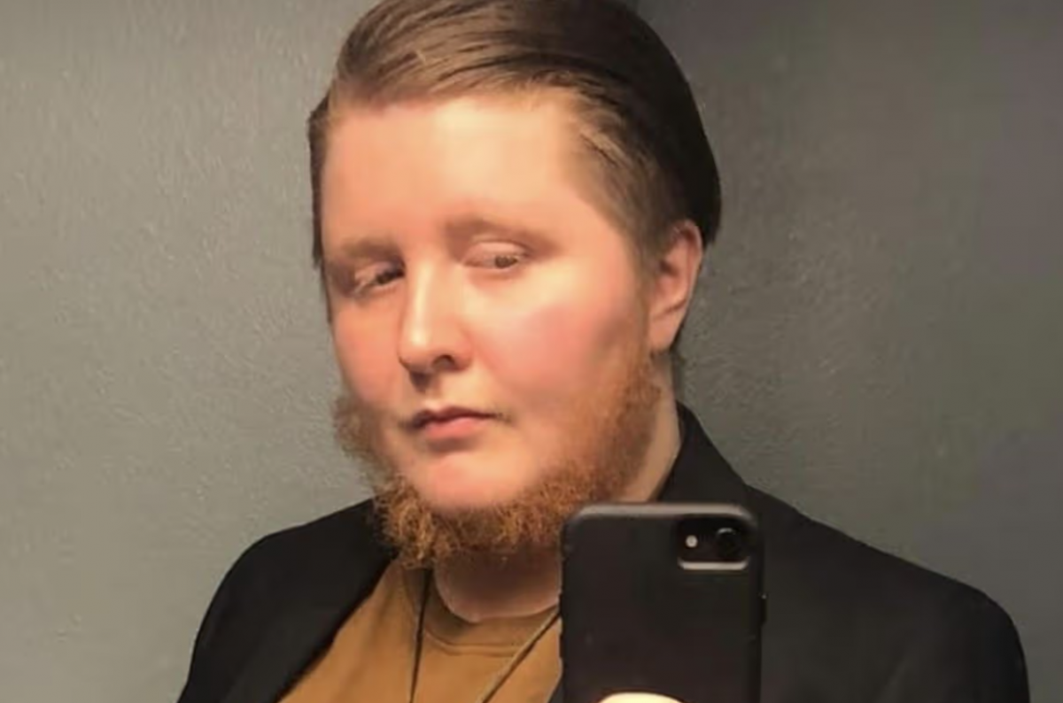 Женщина отрастила бороду и гордится ею