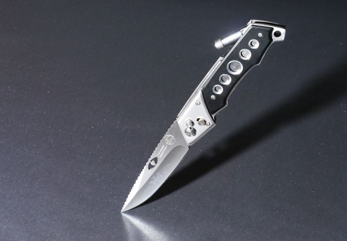 Пассажир с ножом напал на водителя автобуса в Таразе