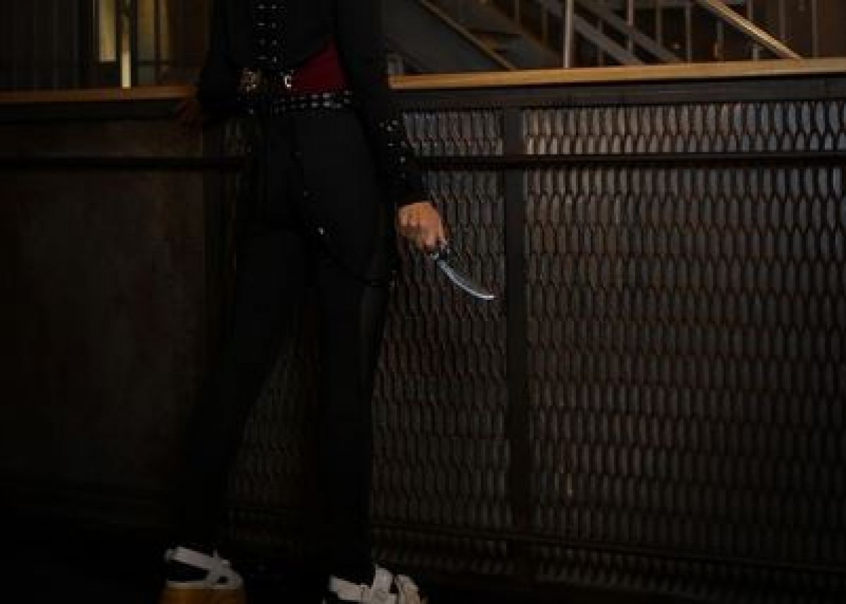 Женщина зарезала мужа и сама позвонила в милицию Кыргызстана