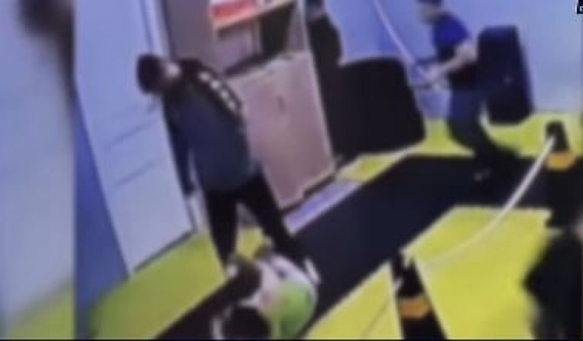 Тренер пинал и бил детей в частном коррекционном центре Актау