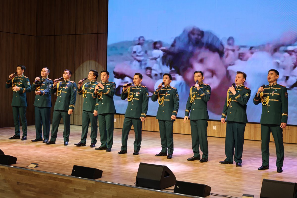 Гвардейцы рассказали школьникам о службе и патриотизме