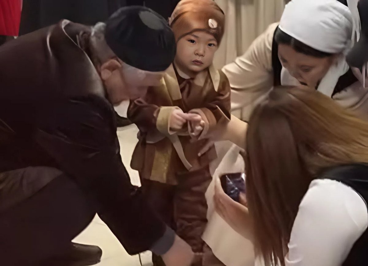 Обряд "Тұсау кесер" провели на одном из участков в Актюбинской области