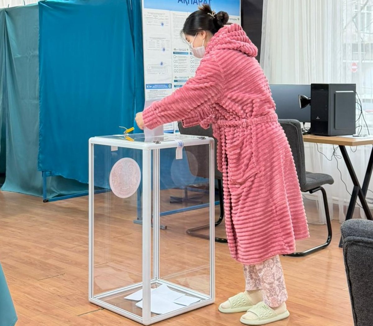 Более 40 малышей родилось в день референдума в Алматы