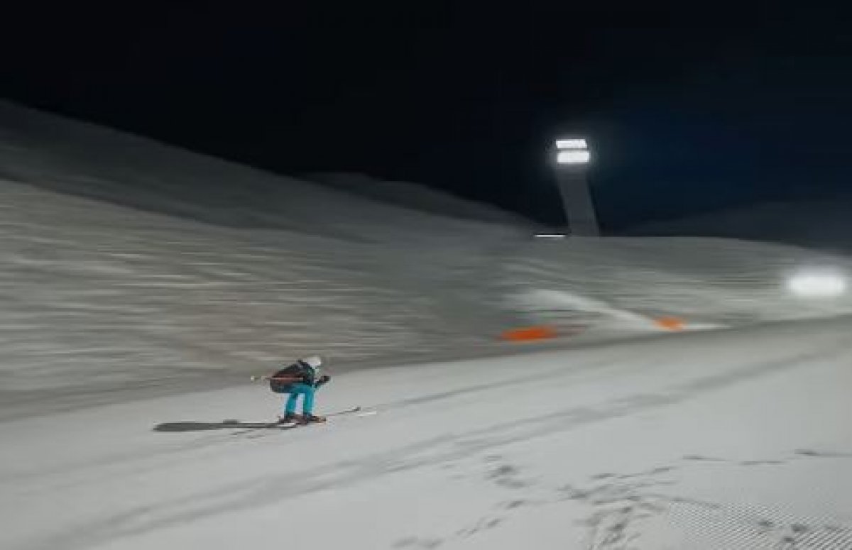 160 км/ч на лыжах: казахстанец установил рекорд (ВИДЕО)