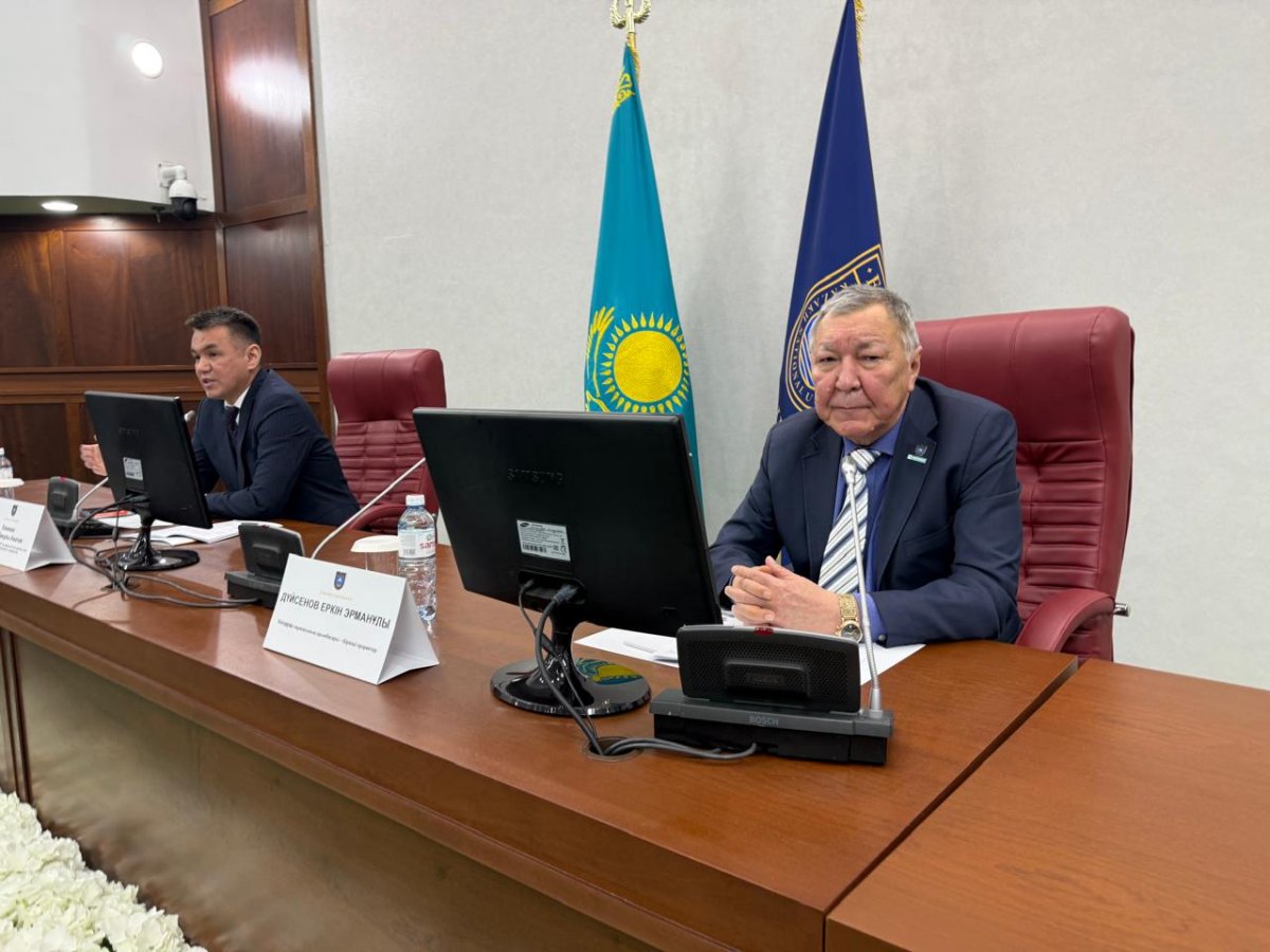 Обсуждение реформ: круглый стол состоялся в КазНУ