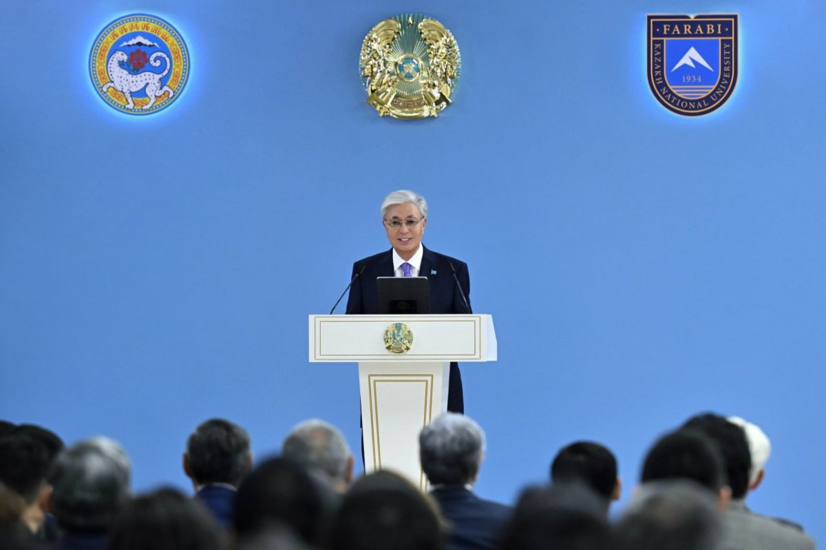 Президент призвал переосмыслить подходы к системе воспитания подрастающего поколения