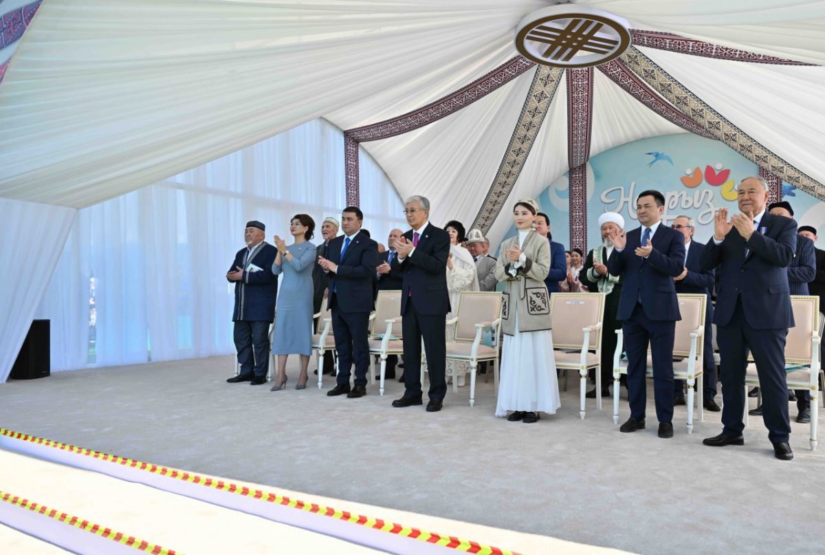 Касым-Жомарт Токаев посетил концерт по случаю праздника Наурыз