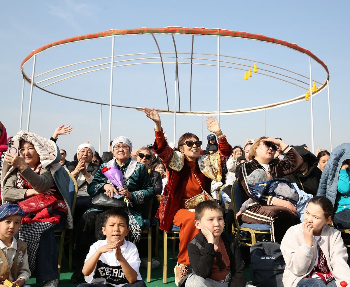 Шанырак высотой 11 метров стал мировым рекордом в Алматы