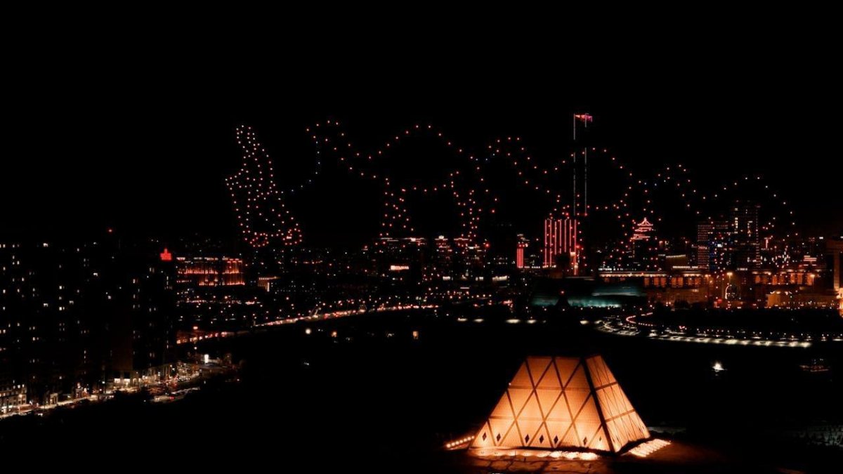 Дрон-шоу в Астане превратило ночное небо в сказку к Наурызу