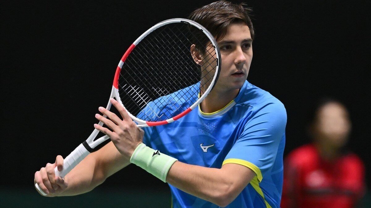 Казахстанец Шевченко обыграл звезду топ-10 ATP