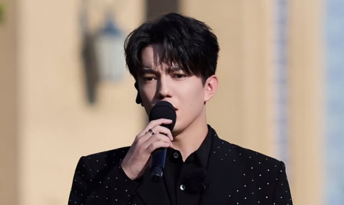 Димаш Кудайберген 52 недели возглавляет чарт Radio Olsztyn