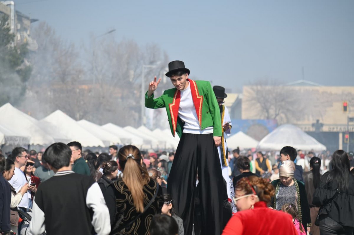 TURAR, Kalifarniya и Садраддин выступили на Наурыз в Шымкенте