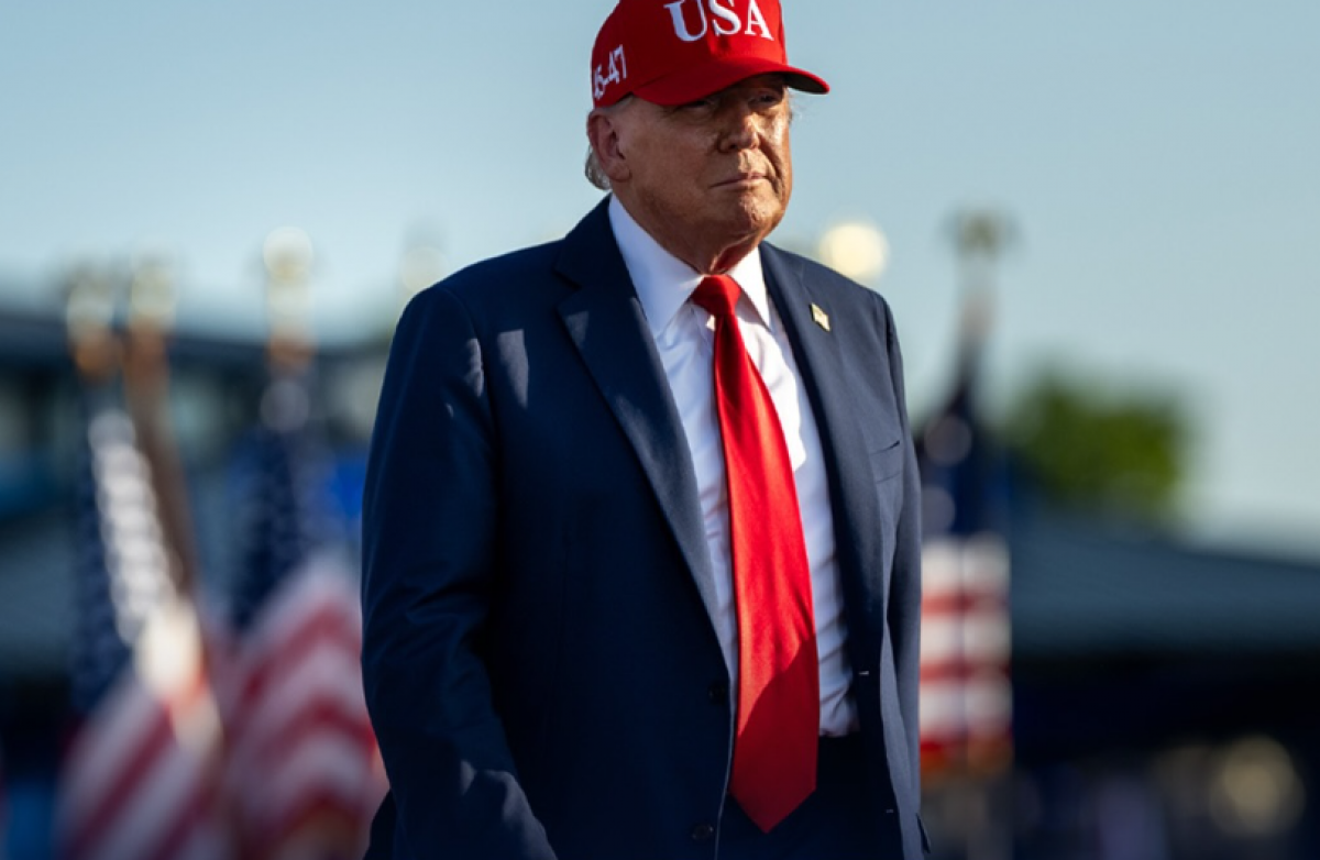 Трамп дал Ирану еще 10 дней: ультиматум по Ормузскому проливу продлен