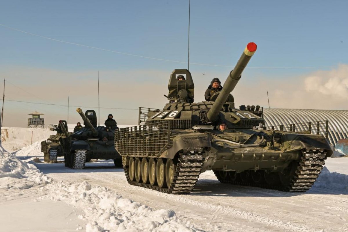 Гремя огнем, сверкая блеском