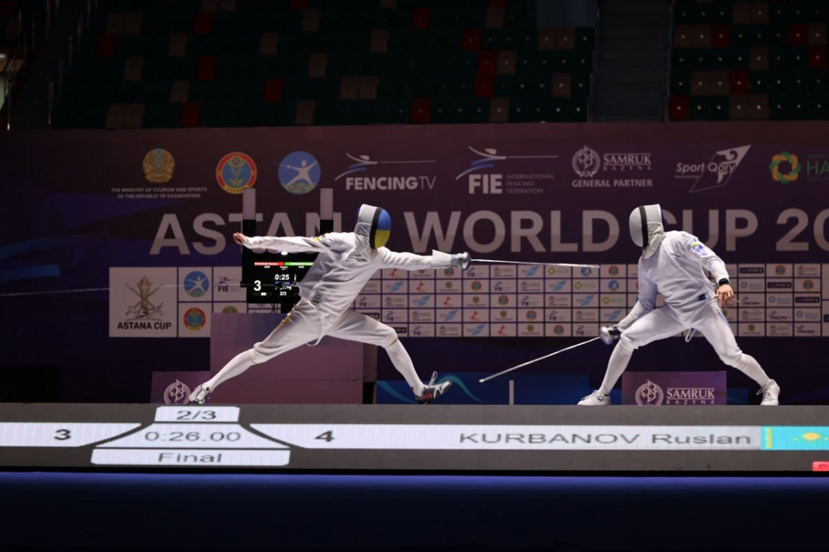 Руслан Курбанов завоевал серебро на чемпионате мира по фехтованию в Астане