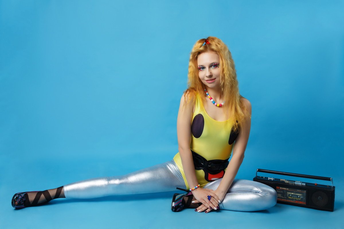 Сын Нагимы Ескалиевой снял видео аэробики 80-х