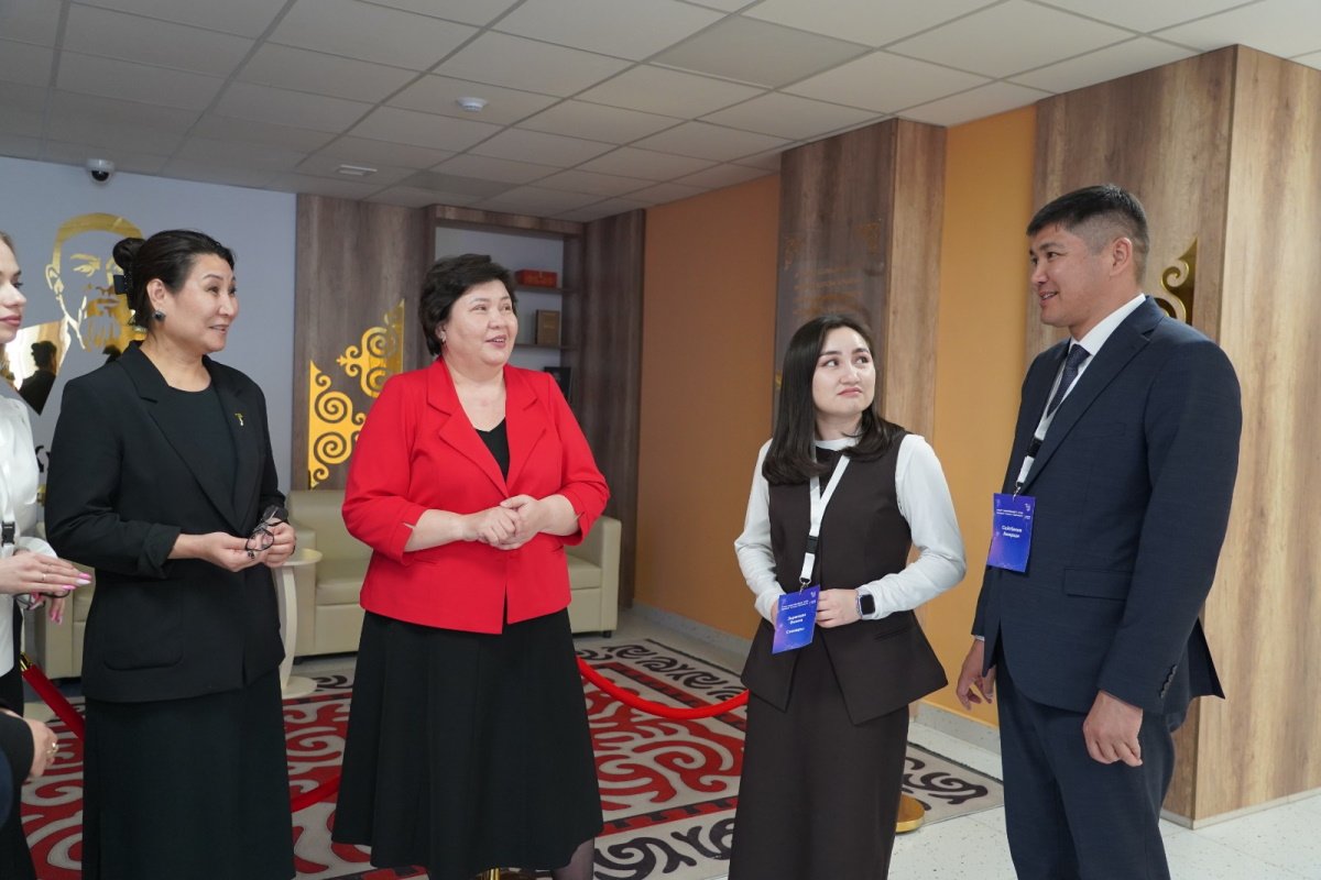 Интеграция AI и традиций для сельского STEM-форсайта