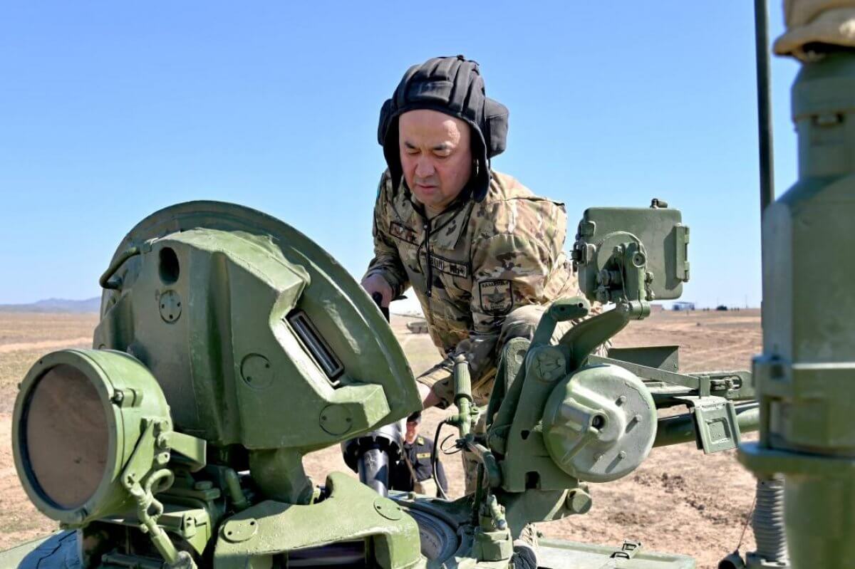 Генерал за прицелом: как главком Сухопутных войск лично показал класс на Т-72