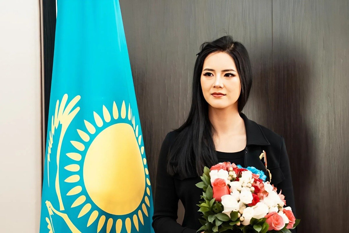 Китайскую блогершу Тао Тао наградили в Казахстане орденом "Достык"