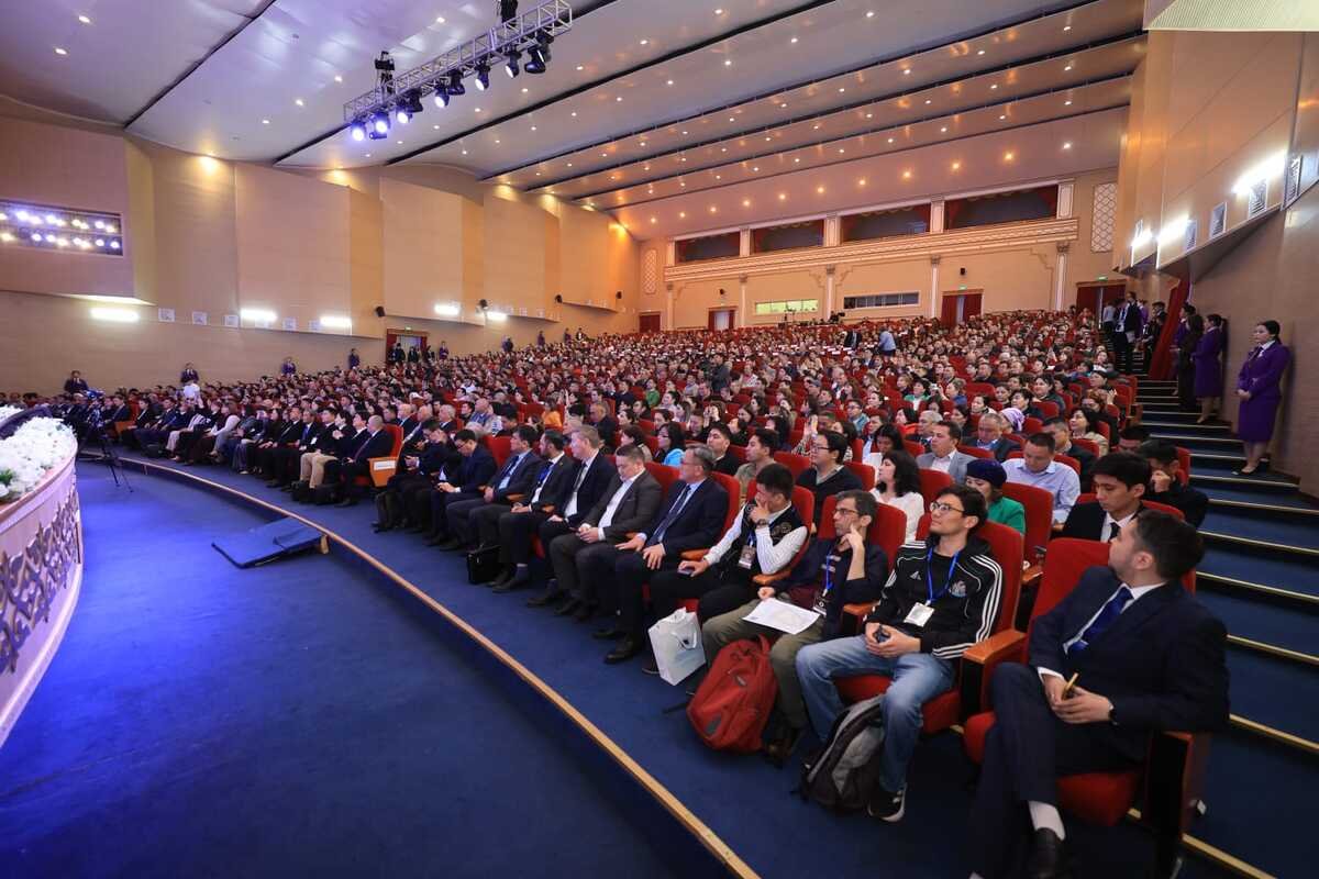 В Казахстане заявили о курсе на собственную ИИ-экономику