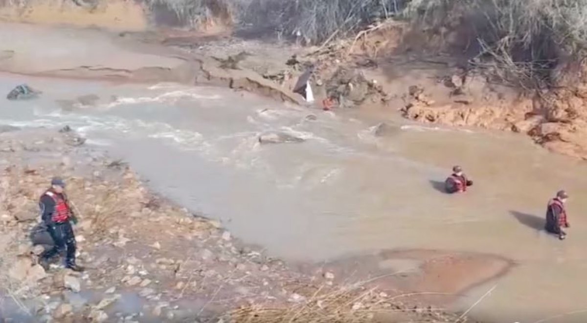 Тело утонувшей девочки нашли в Туркестанской области